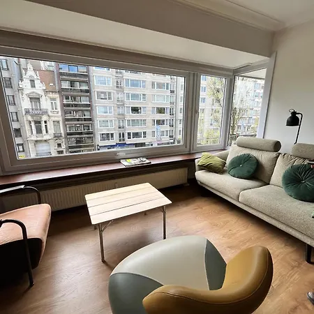 Apartament Charming 2-bedroom In The Heart Of T30 *